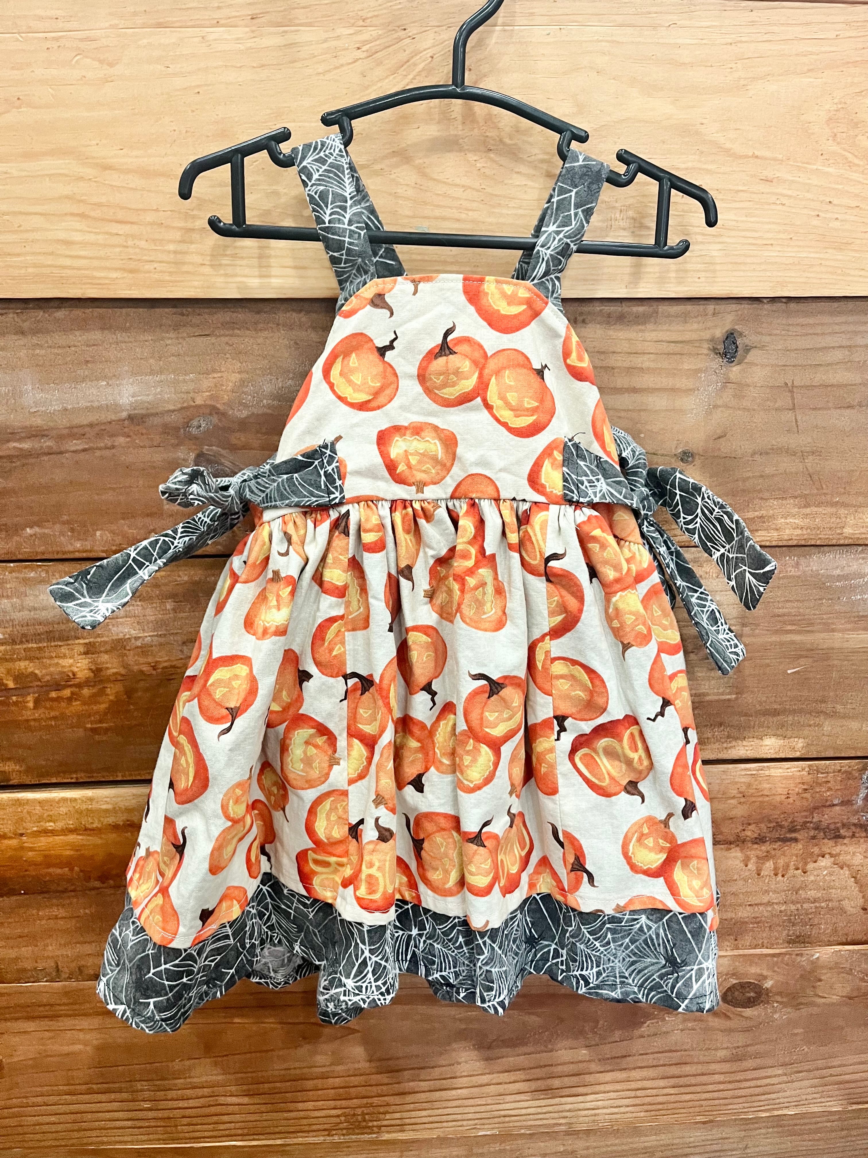 Go Follow Rabbits Pumpkin Dress Size 2T – Three Little Peas Children's  Resale & Upscale Boutique